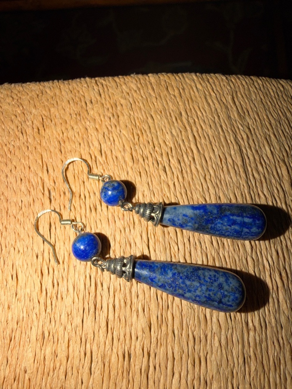 Lapis lazuli deep Blue Teardrop pierced sterling silver wires  flexible light - Picture 3 of 6